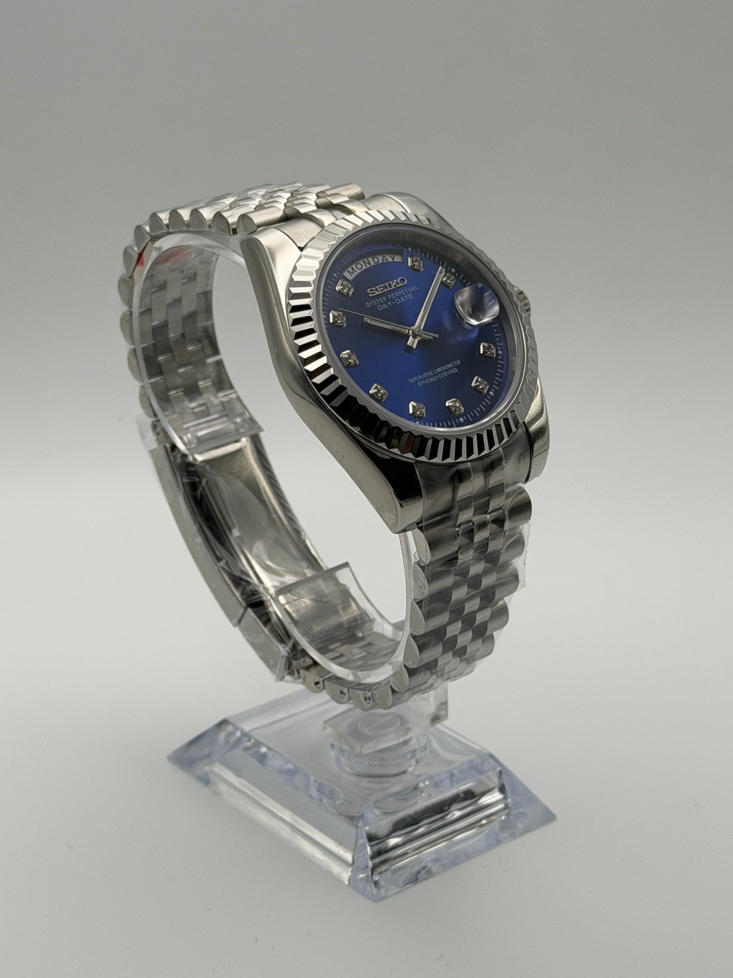 Seiko Day-date Mod ‘Midnight Blue Diamond Dial’ 39