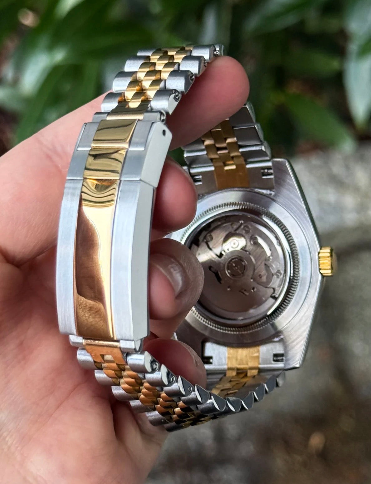 Seiko Sky- Dweller Mod ‘Gold Two-tone/ Black Dial’ 40 (Jubilee)