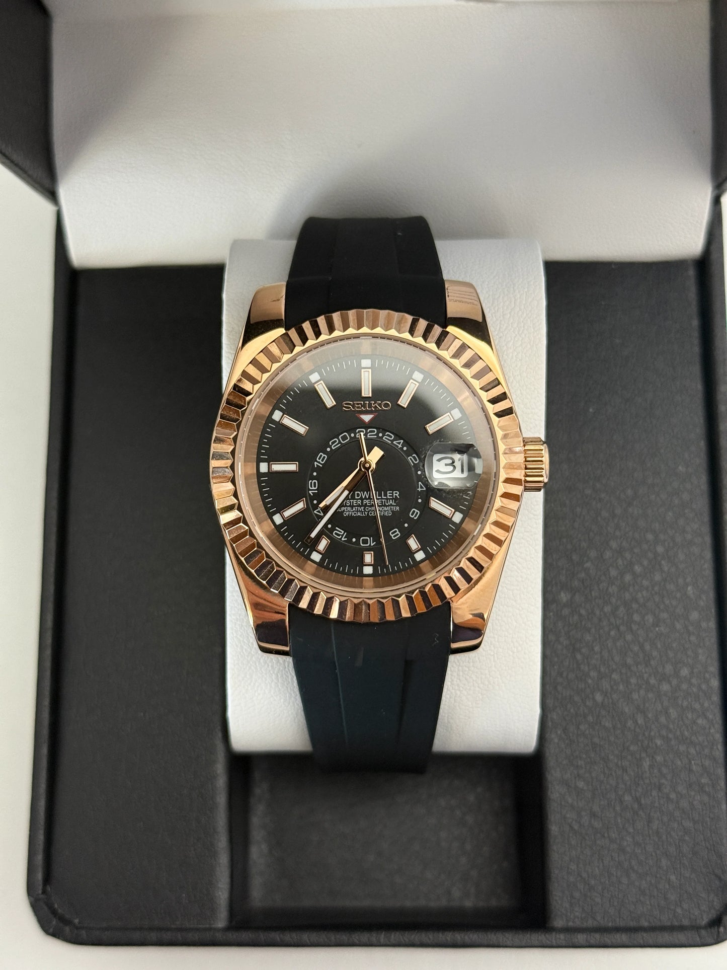 Seiko Sky- Dweller Mod ‘Rose Gold/ Black Dial’ 40