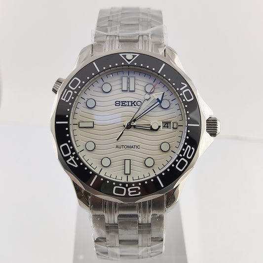 Seiko Seamaster 41 - Black/ White Dial