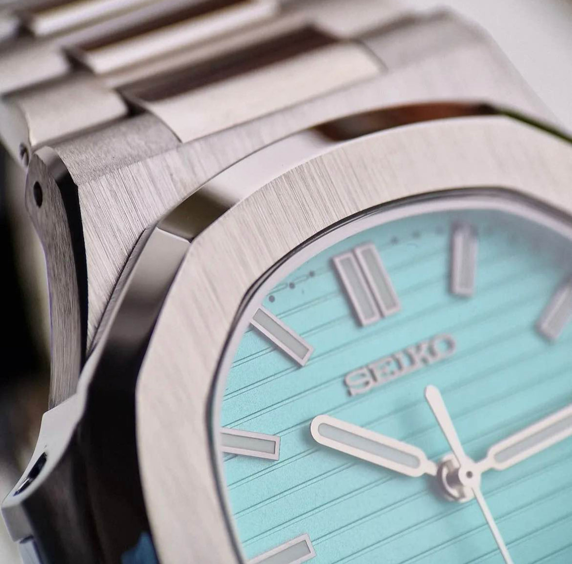 Seiko Nautilus Mod ‘Tiffany Blue Dial’ 40