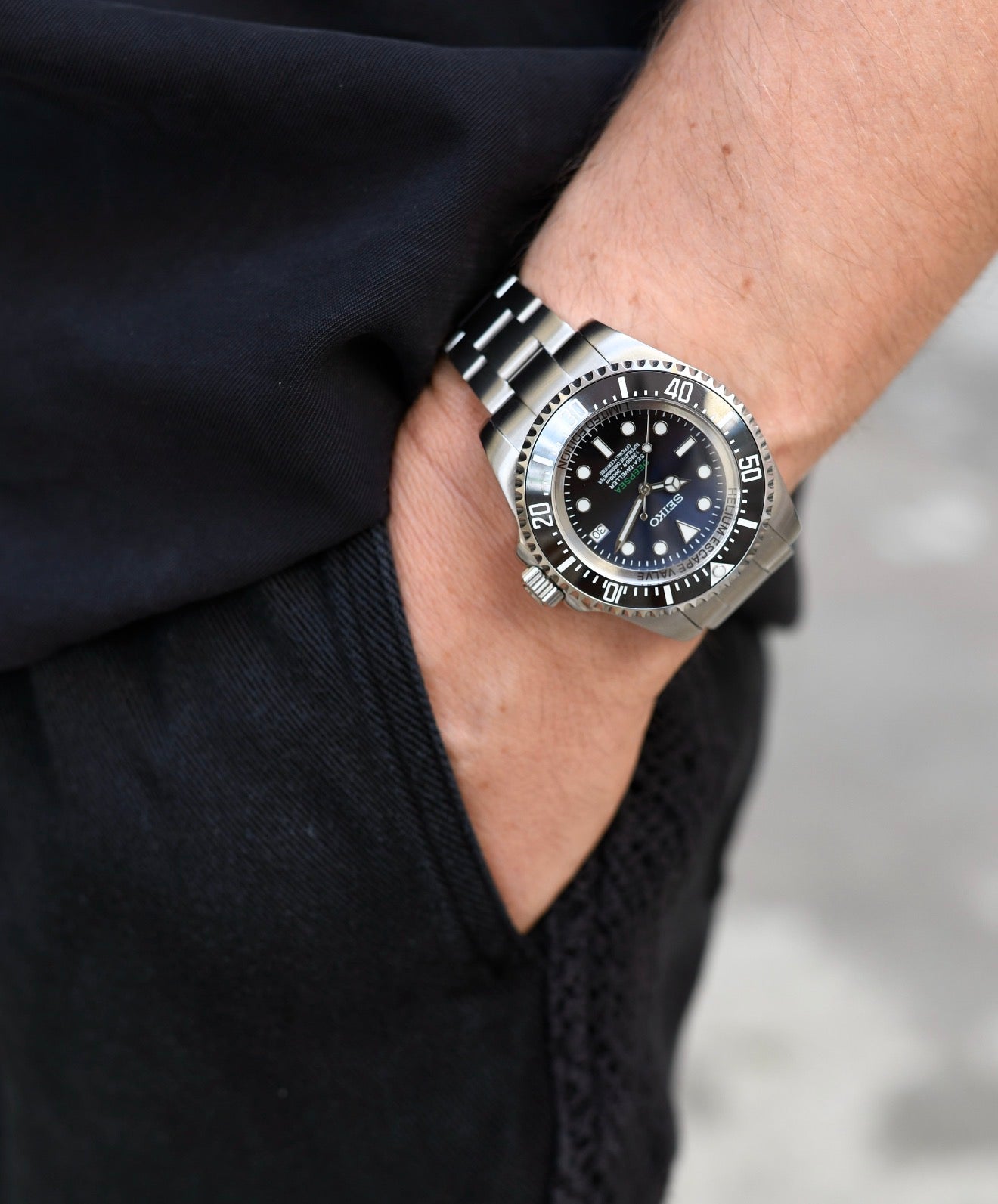 Seiko Sea-Dweller Homage Diver Watch – NH35, 390m WR, 42mm | NH35