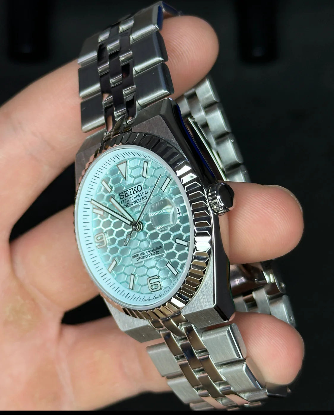 Seiko Land-Dweller Mod ‘Ice Blue Honeycomb Dial’ 39mm