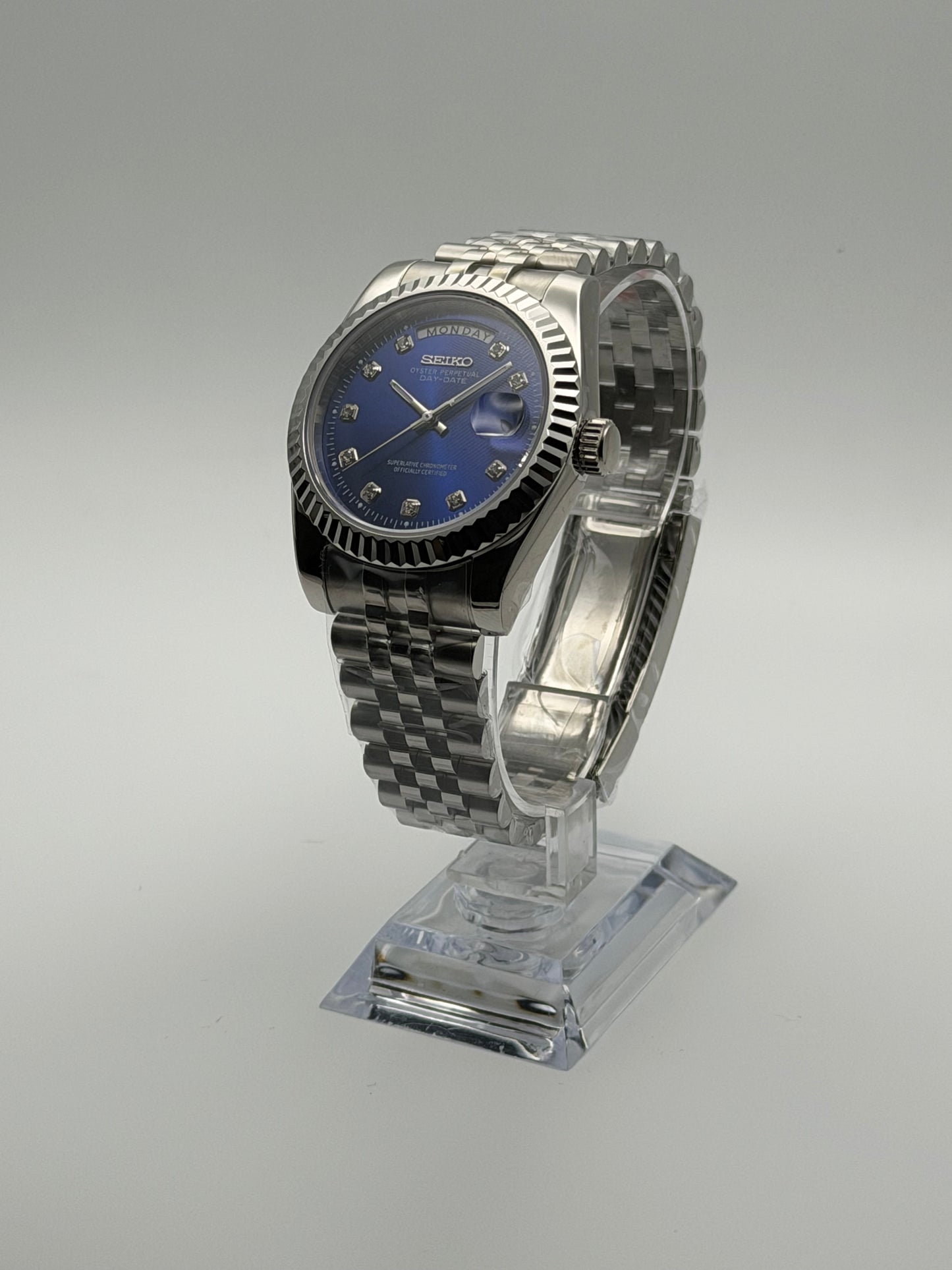 Seiko Day-date Mod ‘Midnight Blue Diamond Dial’ 39