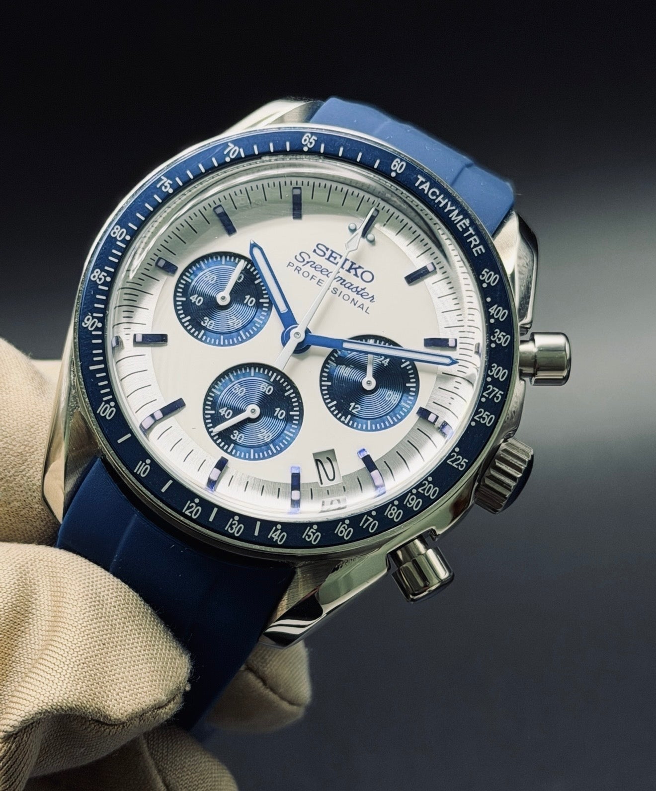 Seiko Speedmaster Mod ‘Snoopy’ Blue Rubber Strap 40