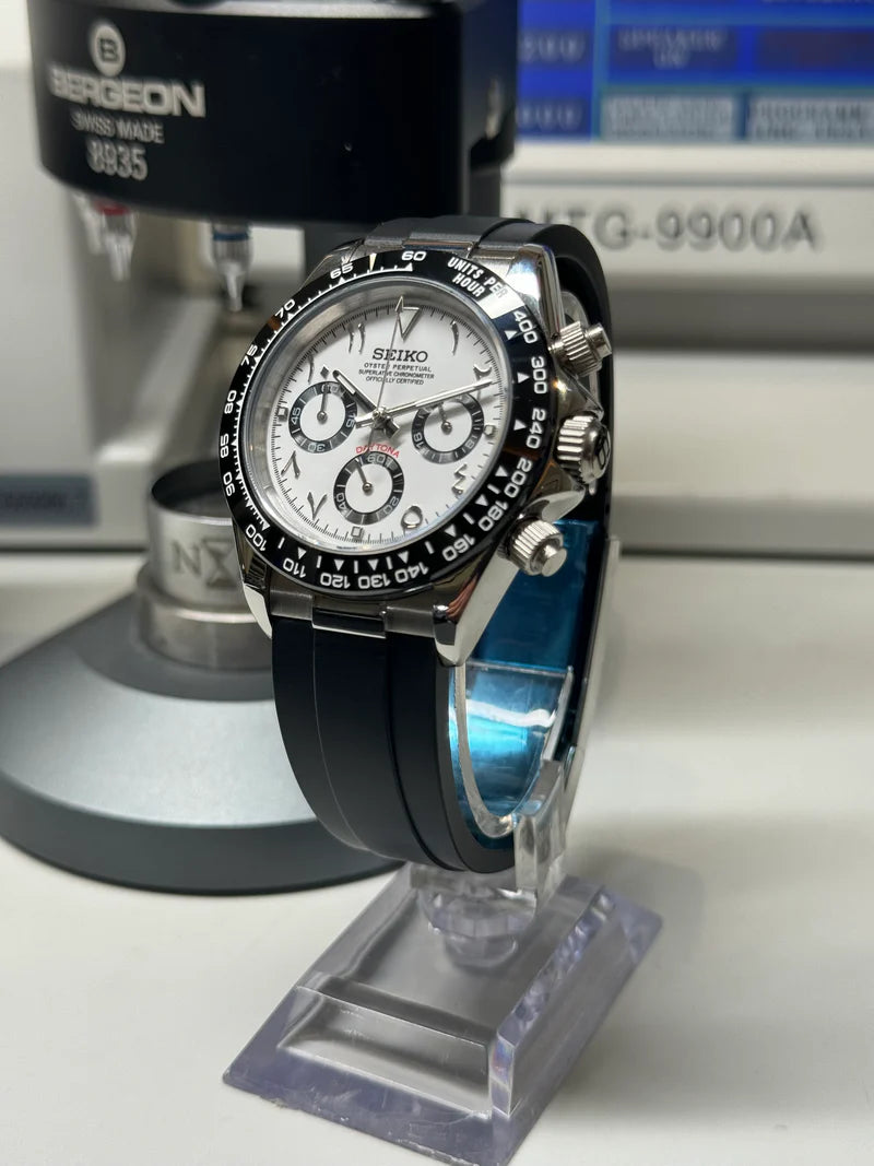 Seiko Daytona Mod Oyster-flex ‘Arabic Panda Dial’ 40