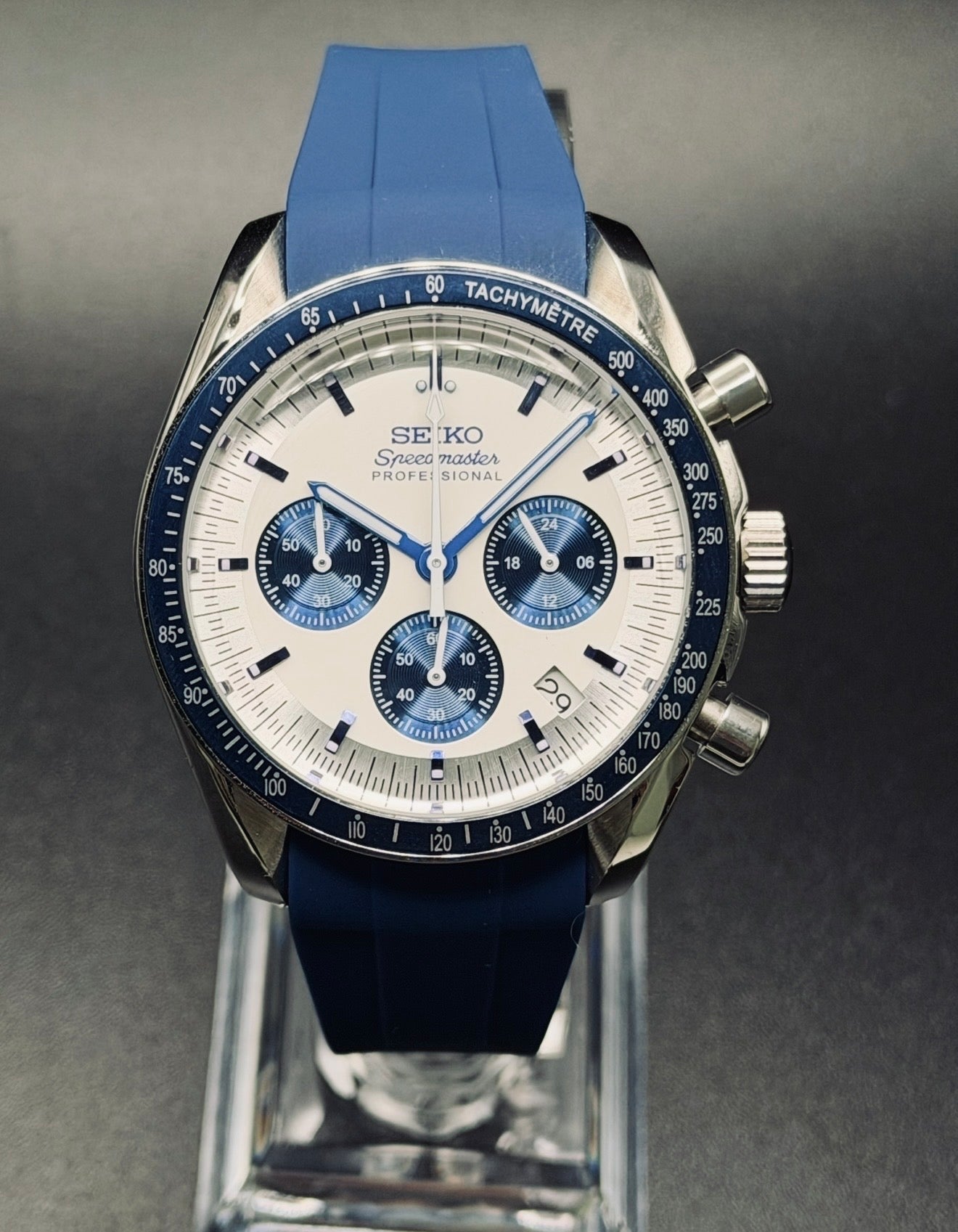 Seiko Speedmaster Mod ‘Snoopy’ Blue Rubber Strap 40