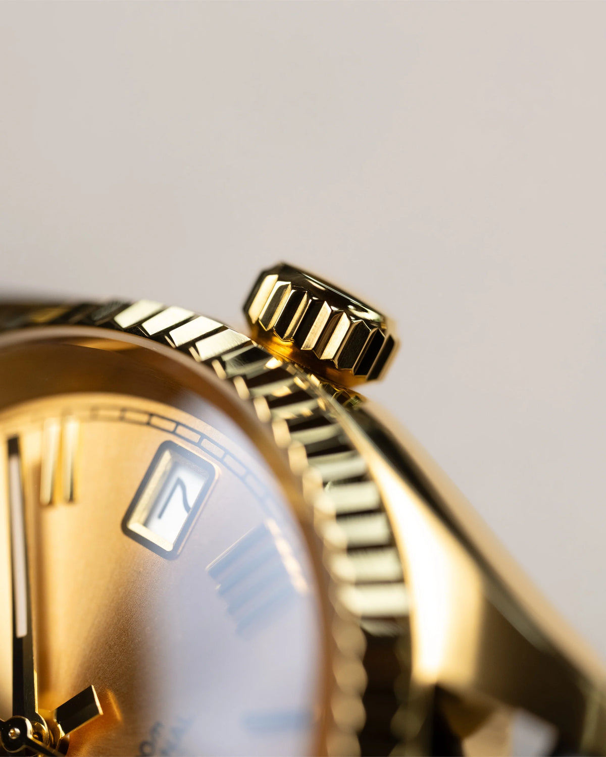 Seiko Date-just Mod ‘Gold Roman Dial Leather Strap’ 36/39