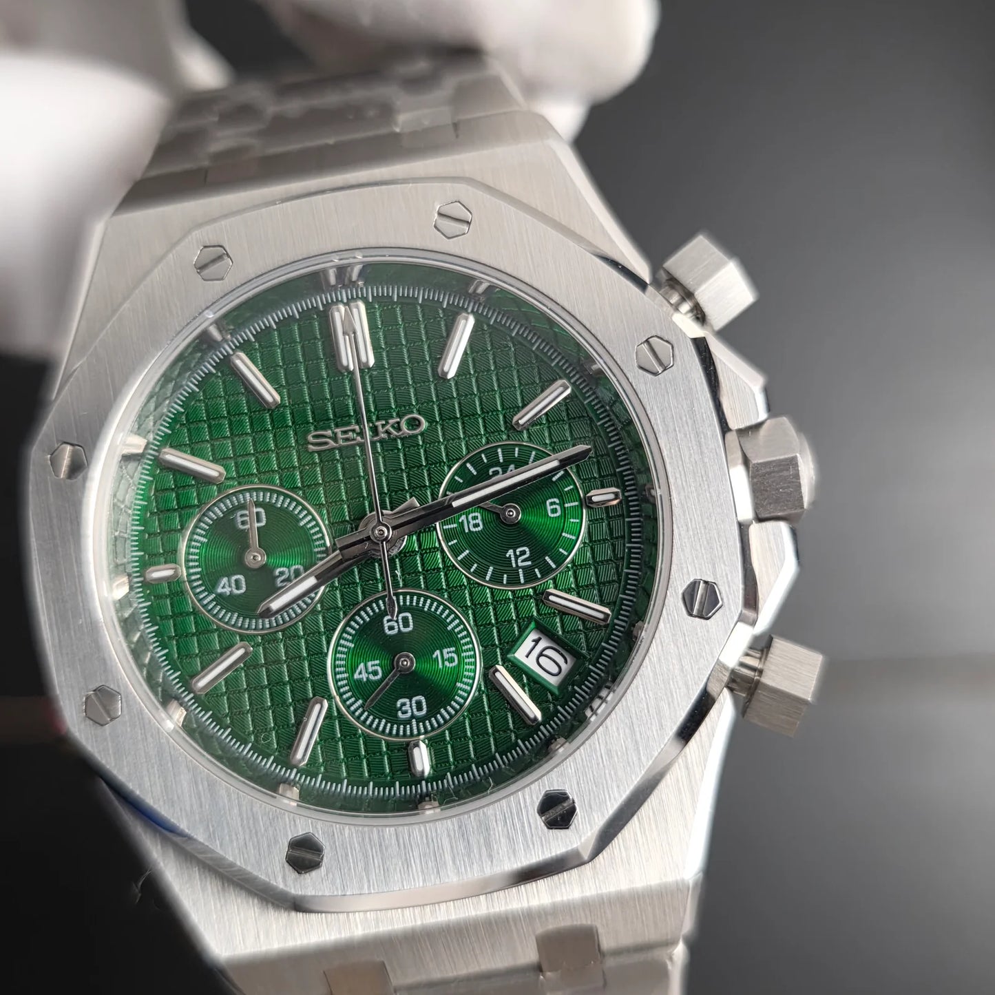 Seiko Royal Oak Mod ‘Chronograph Green Dial’ 42