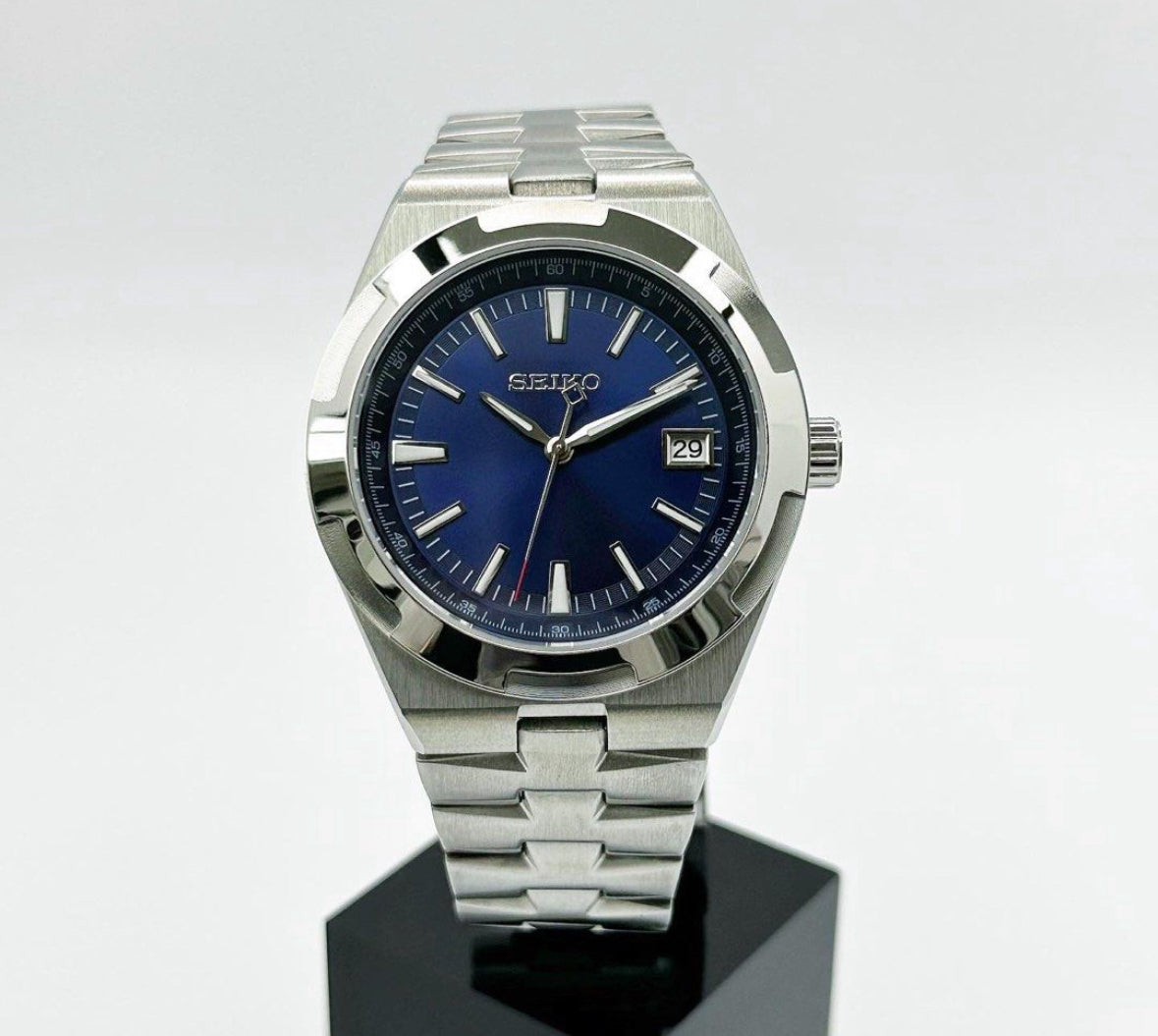 Seiko VC Mod ‘Overseas’ Blue Dial 40mm