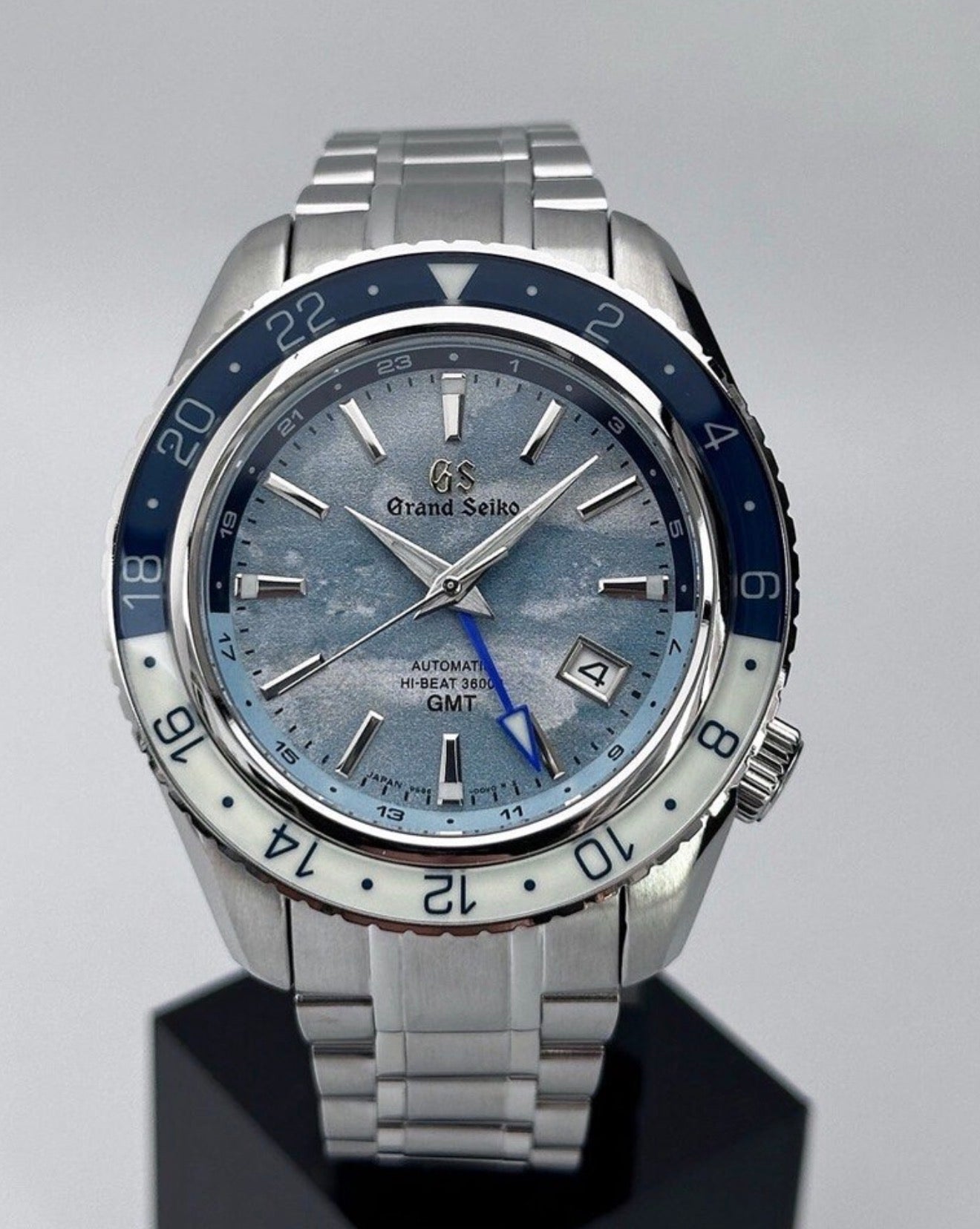 GS Mod GMT ‘Sea of Clouds’ 42mm