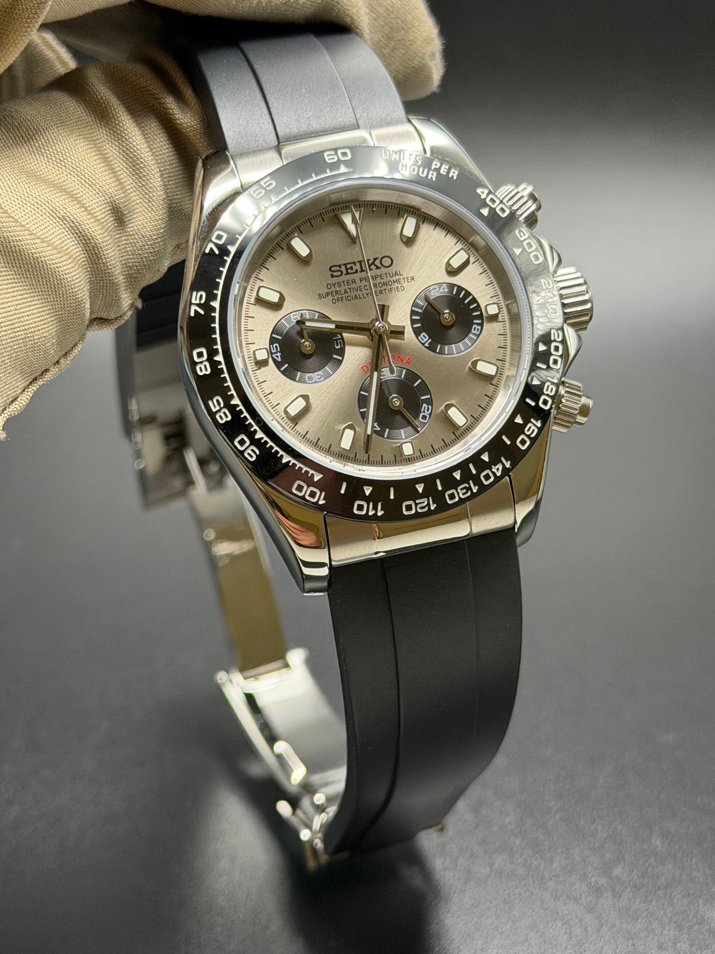 Seiko Daytona Mod Oyster-flex ‘Ghost’ 40mm