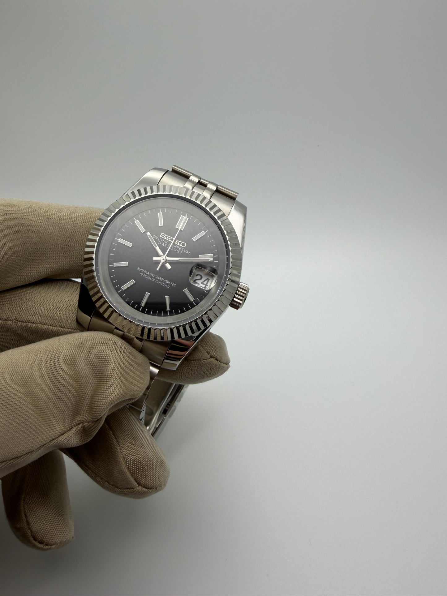 Seiko Date-Just Black Dial 36/39