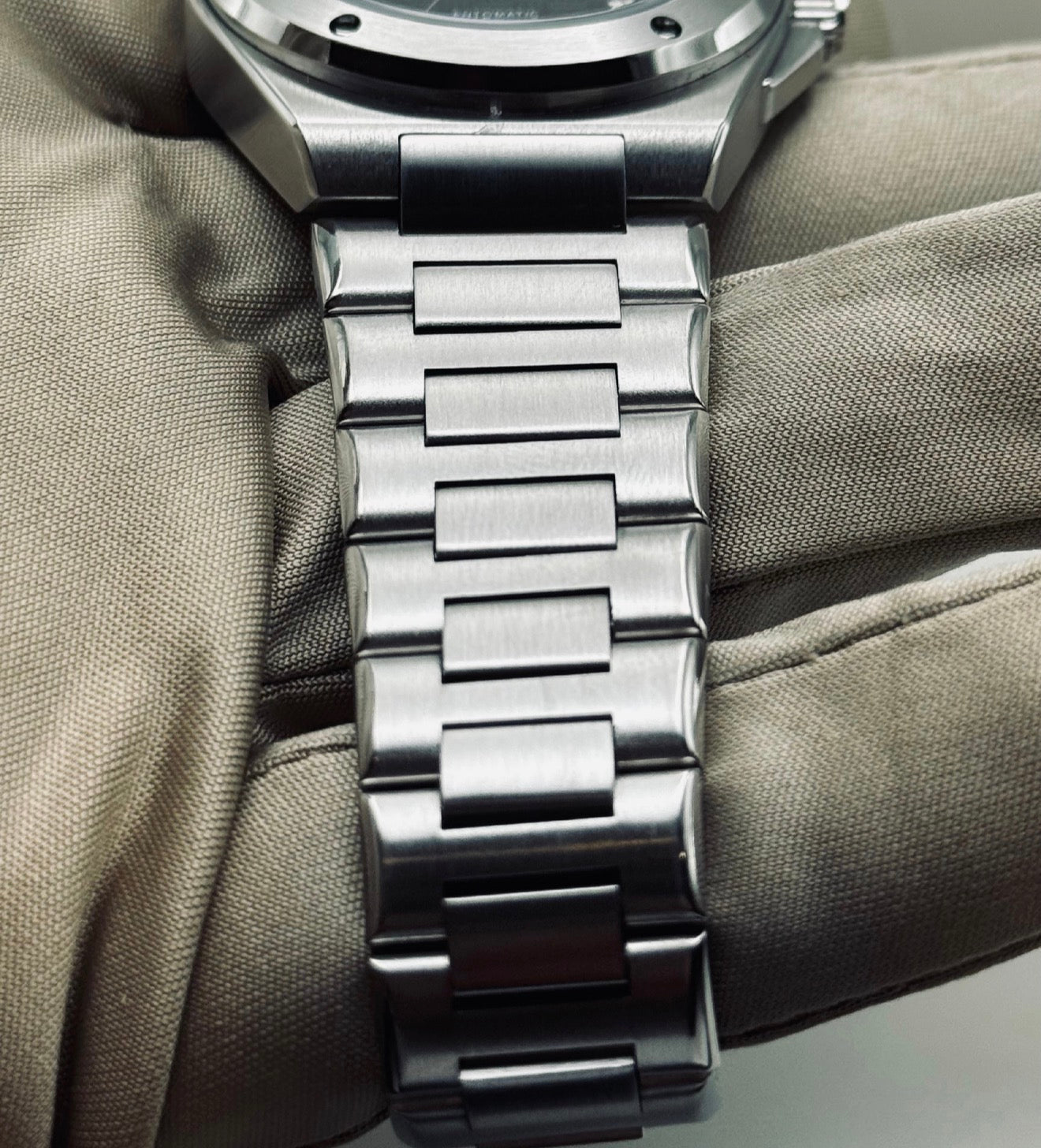 Seiko Ingenieur Mod ‘Green Dial F1’ 39mm