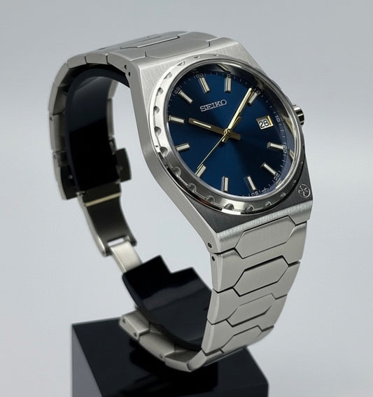 Seiko Mod ‘222’ Silver/ Blue Dial 39