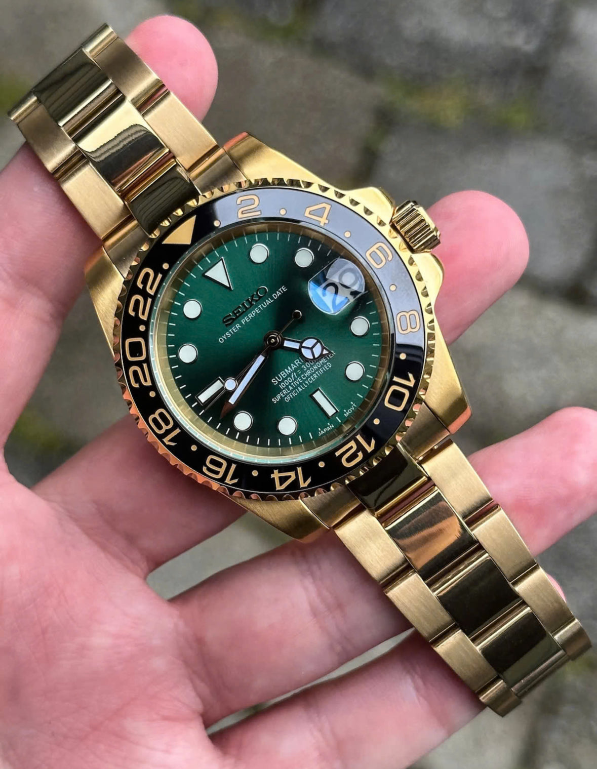 Seiko Submariner Mod ‘Full Gold Green Dial’ 40