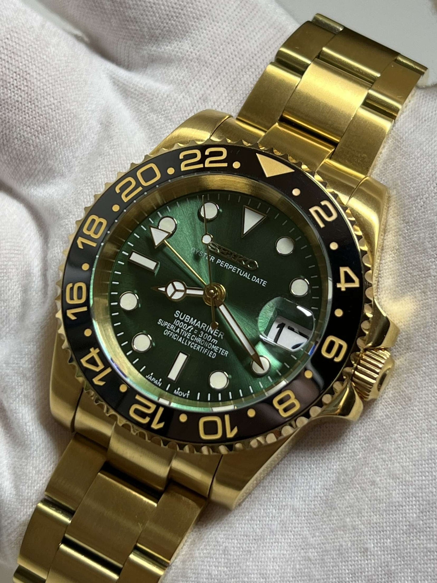 Seiko Submariner Mod ‘Full Gold Green Dial’ 40