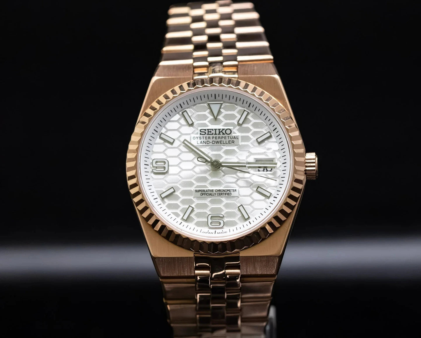 Seiko Land-Dweller Mod ‘Rose Gold/ Honeycomb White Dial’ 39