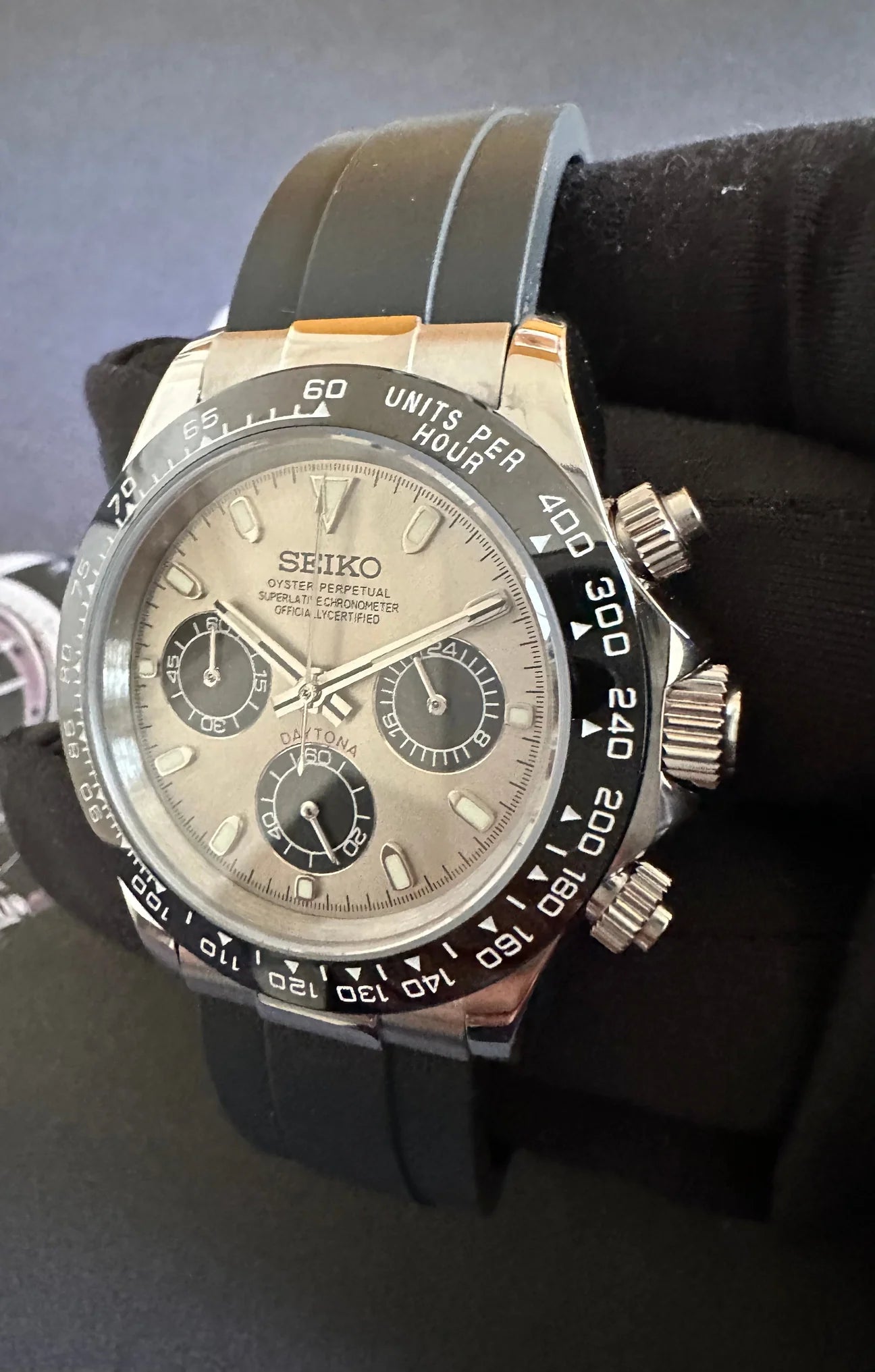 Seiko Daytona Mod Oyster-flex ‘Ghost’ 40mm