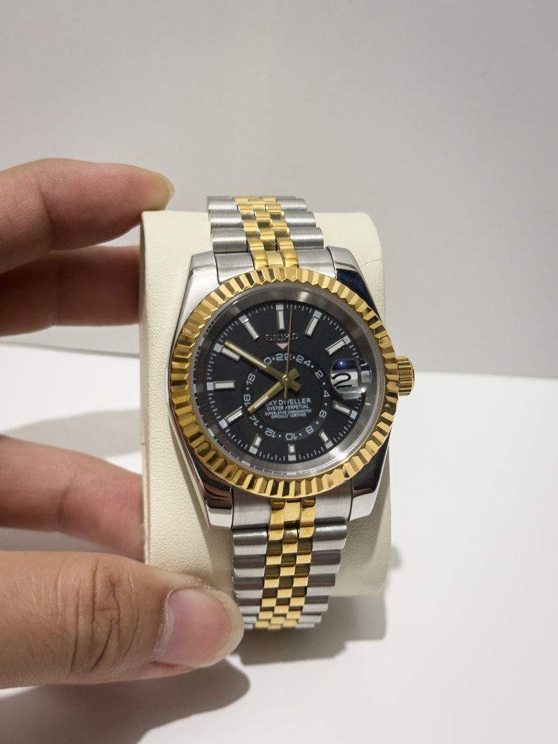 Seiko Sky- Dweller Mod ‘Gold Two-tone/ Black Dial’ 40 (Jubilee)